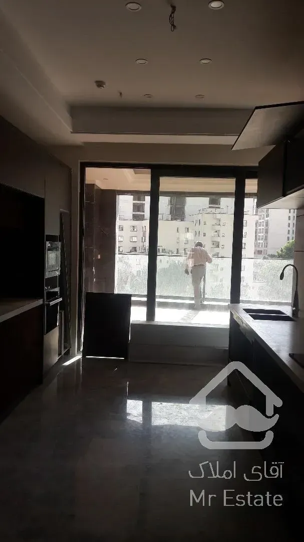 فروش آپارتمان زعفرانیه 280  متر شیک