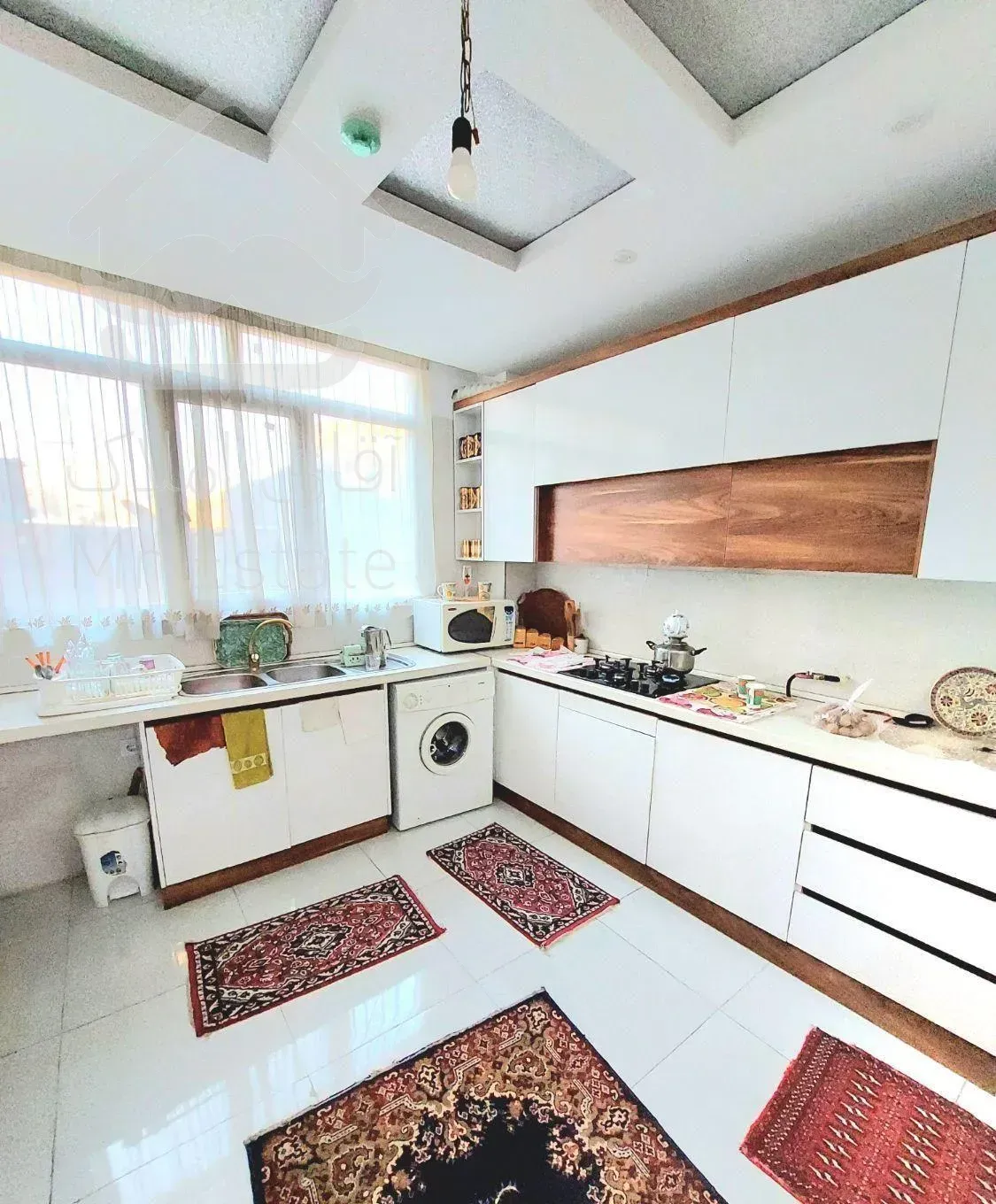 ۱۰۰ متر * فول امکانات * نظام آباد