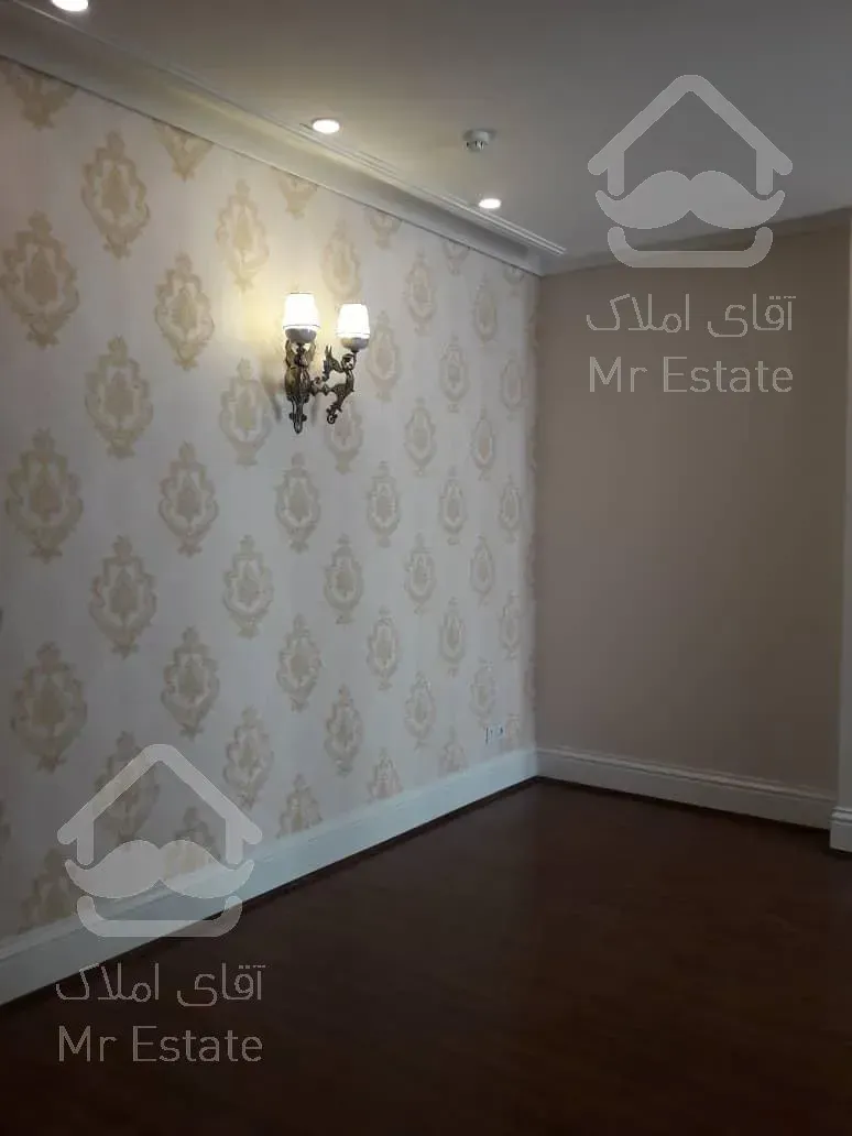 ۲۰۰ متر ۳ خواب طبقه ۲