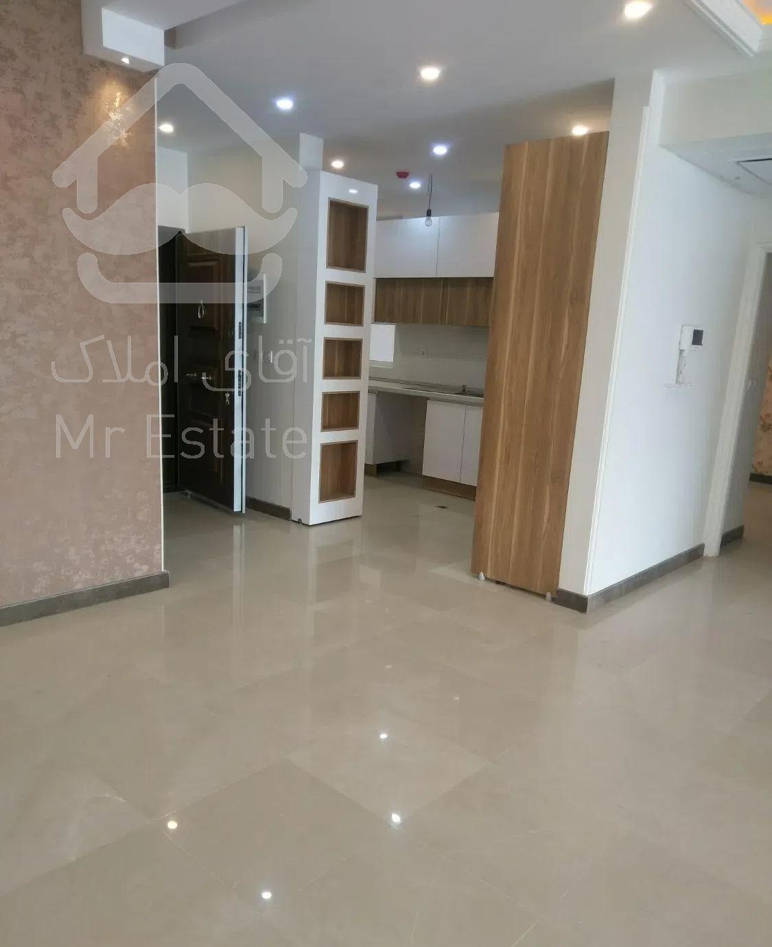 142 متر 3 خواب نوساز2 پارکینگ