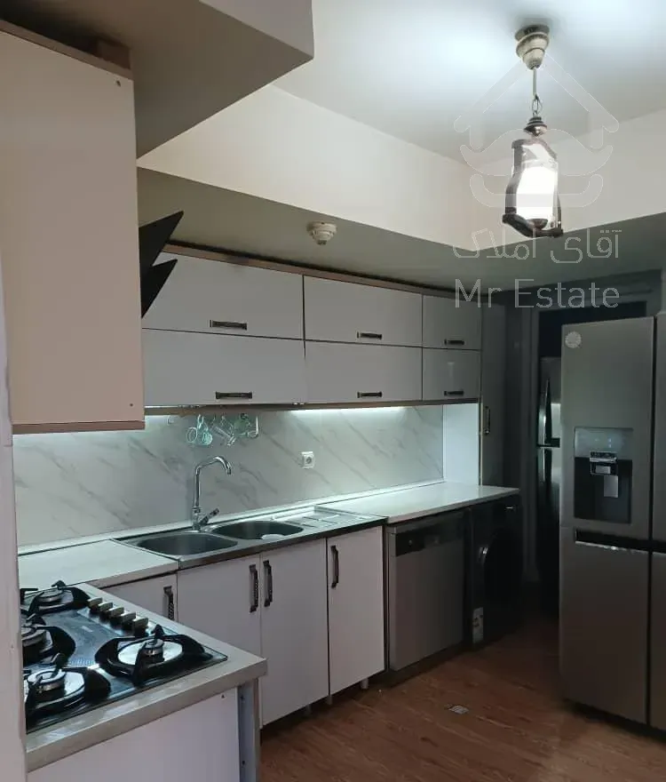 آپارتمان ۱۱۰ متری سه خوابه