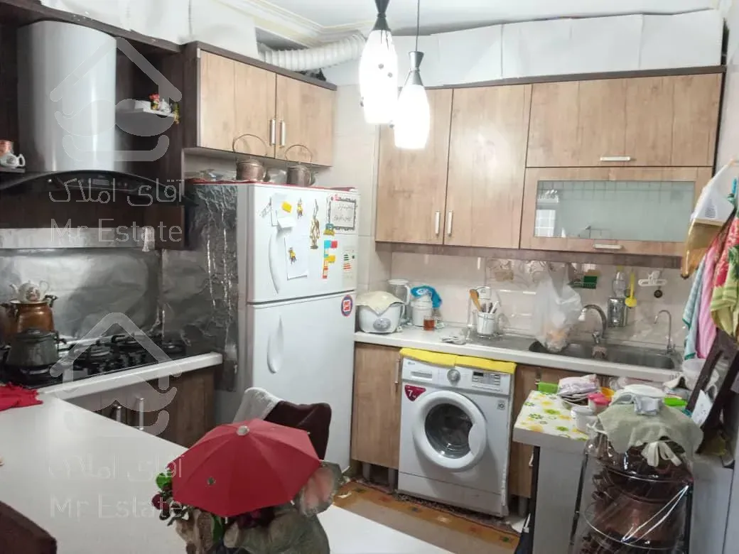 آپارتمان ۵۲ متری ۲ خواب،وام دار،قابل رهن،سال ۹۳،لوکیشن استاد معین