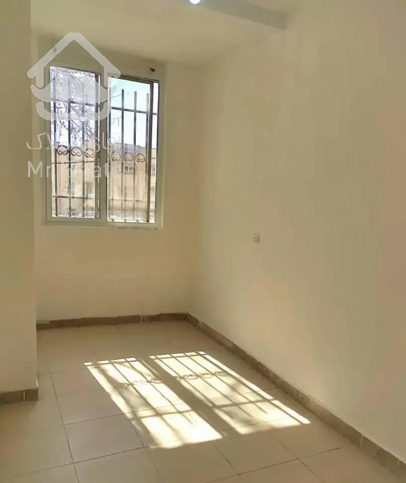 60 متر طبقه اول روبنما/پکیج دار