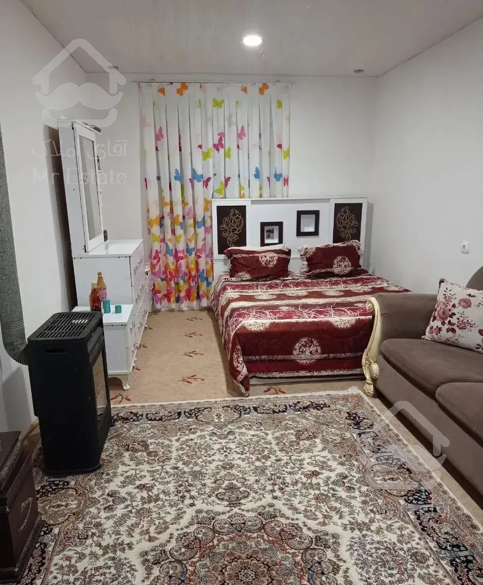 سوئیت حیاط دار