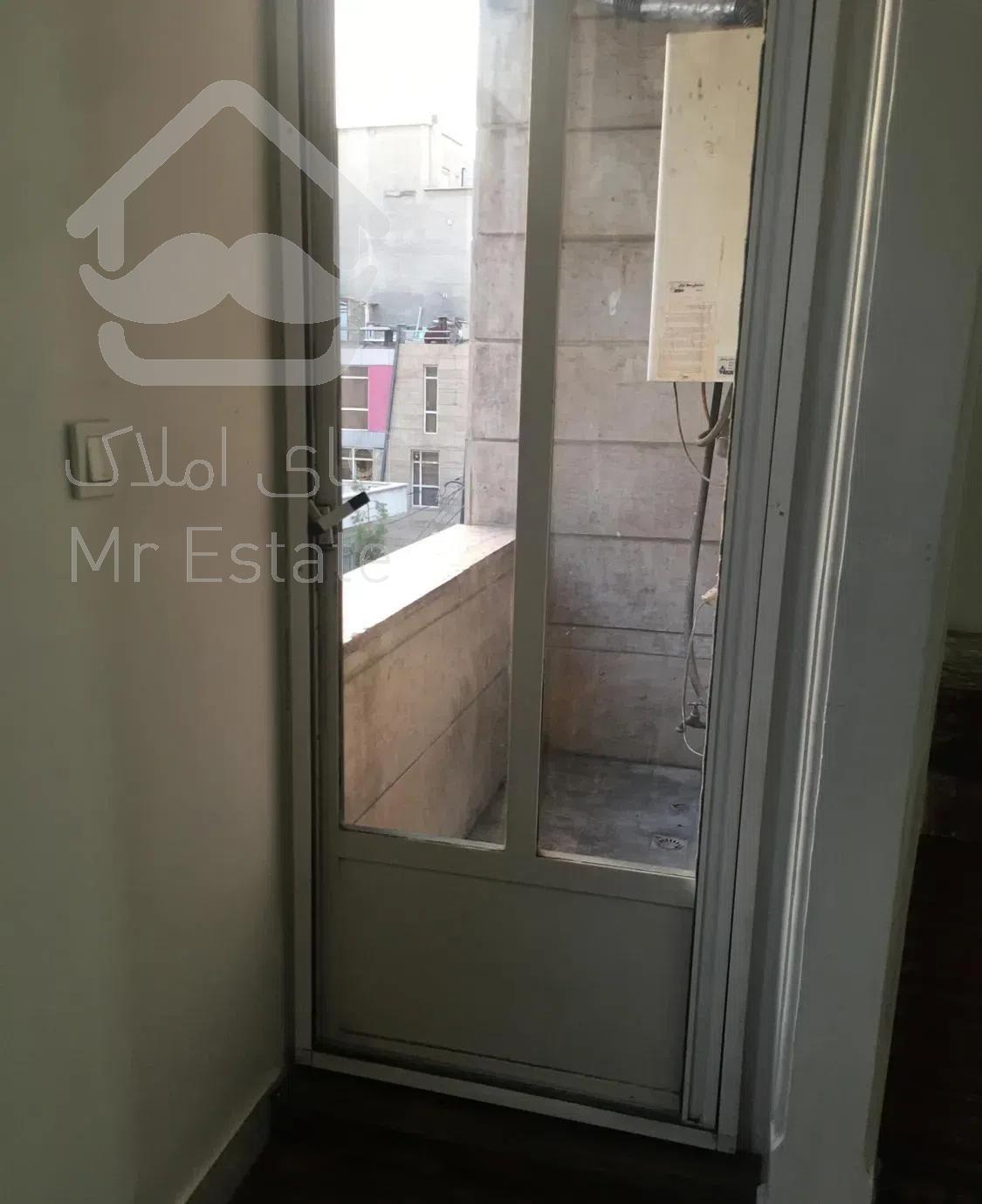 اپارتمان  ٩٨ متری ٢ خوابه قلهک