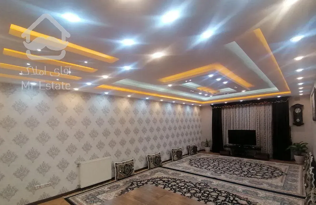 آپارتمان 126متر سه خواب جنوبی.