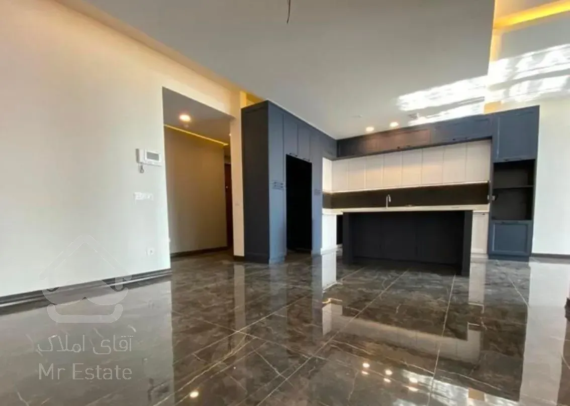 فروش آپارتمان۹۰متردردریاچه چیتگر تهران