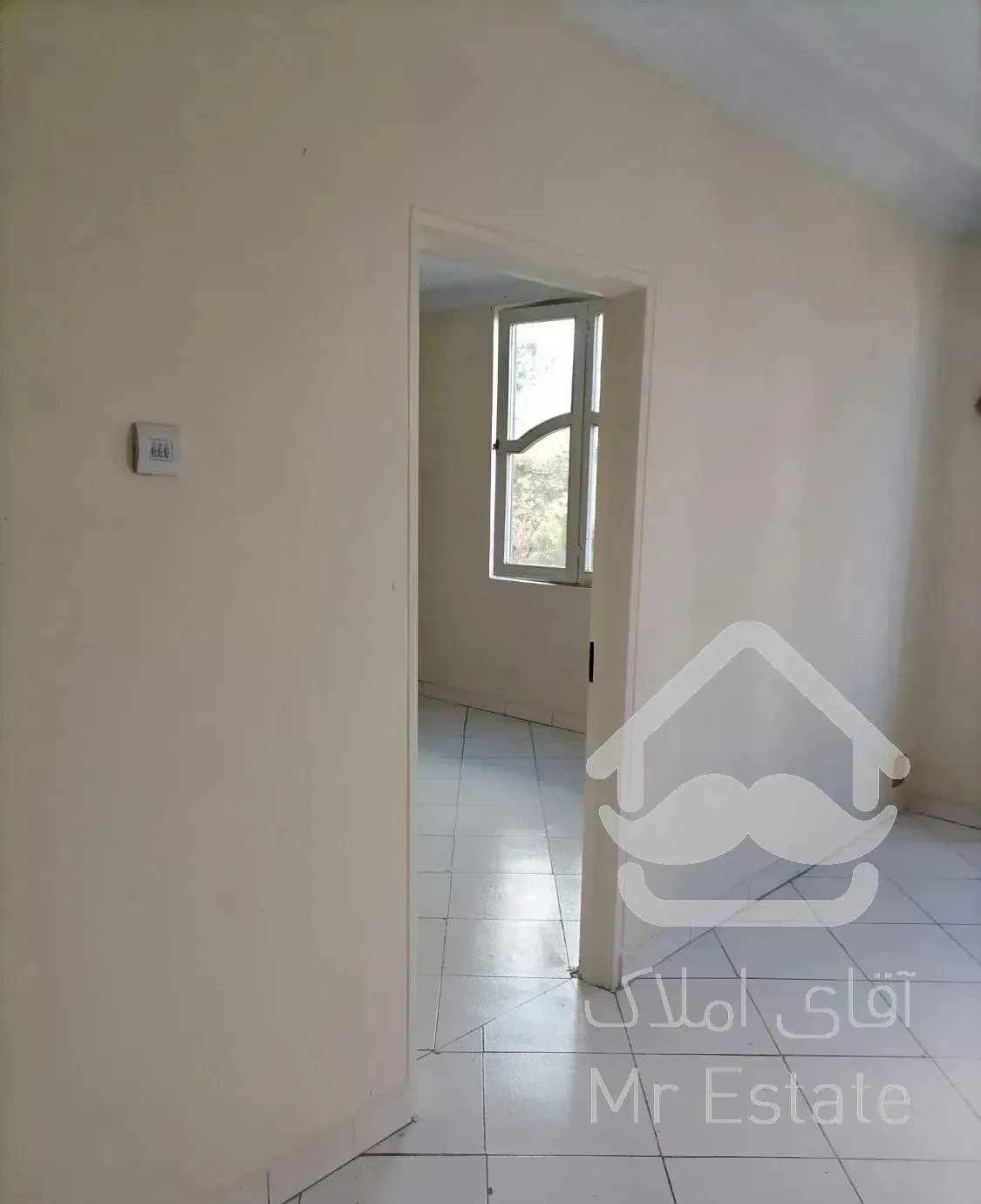 61متری سالن پرده خور خ خدابنده