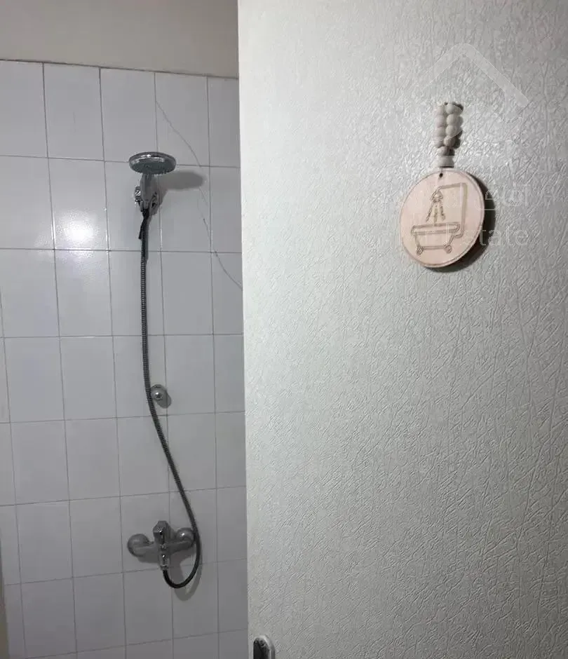 آپارتمان ۶۰م یکخوابه فردوس شرق.