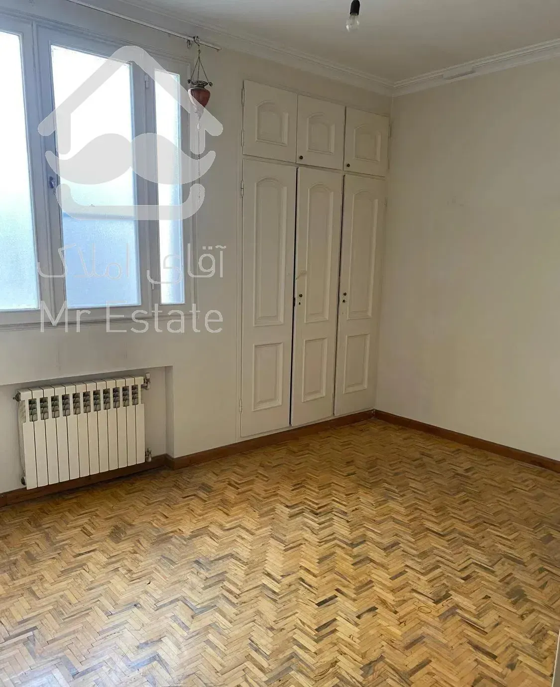 آپارتمان ۱۳۵ متر ۳ خواب ( اختیاریه )