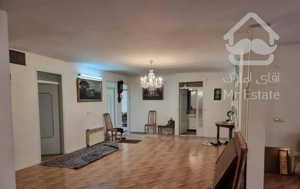 آپارتمان 180 متر 4 خواب