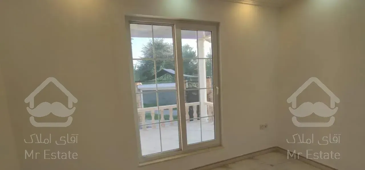 ویلای ۲۲۰ متری سند دار خشکبیجار