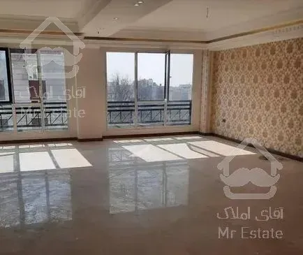 160متر/سه خواب/فول امکانات/کلید نخورده/صادقیه گلاب