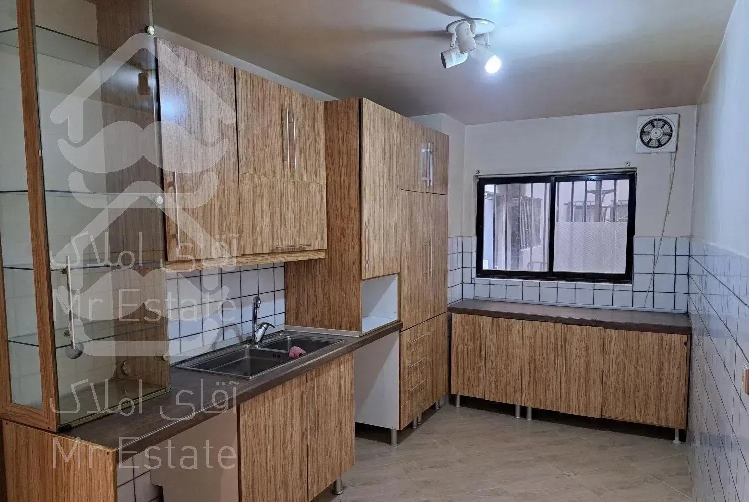 ۱۴۱ متری بلوک B3