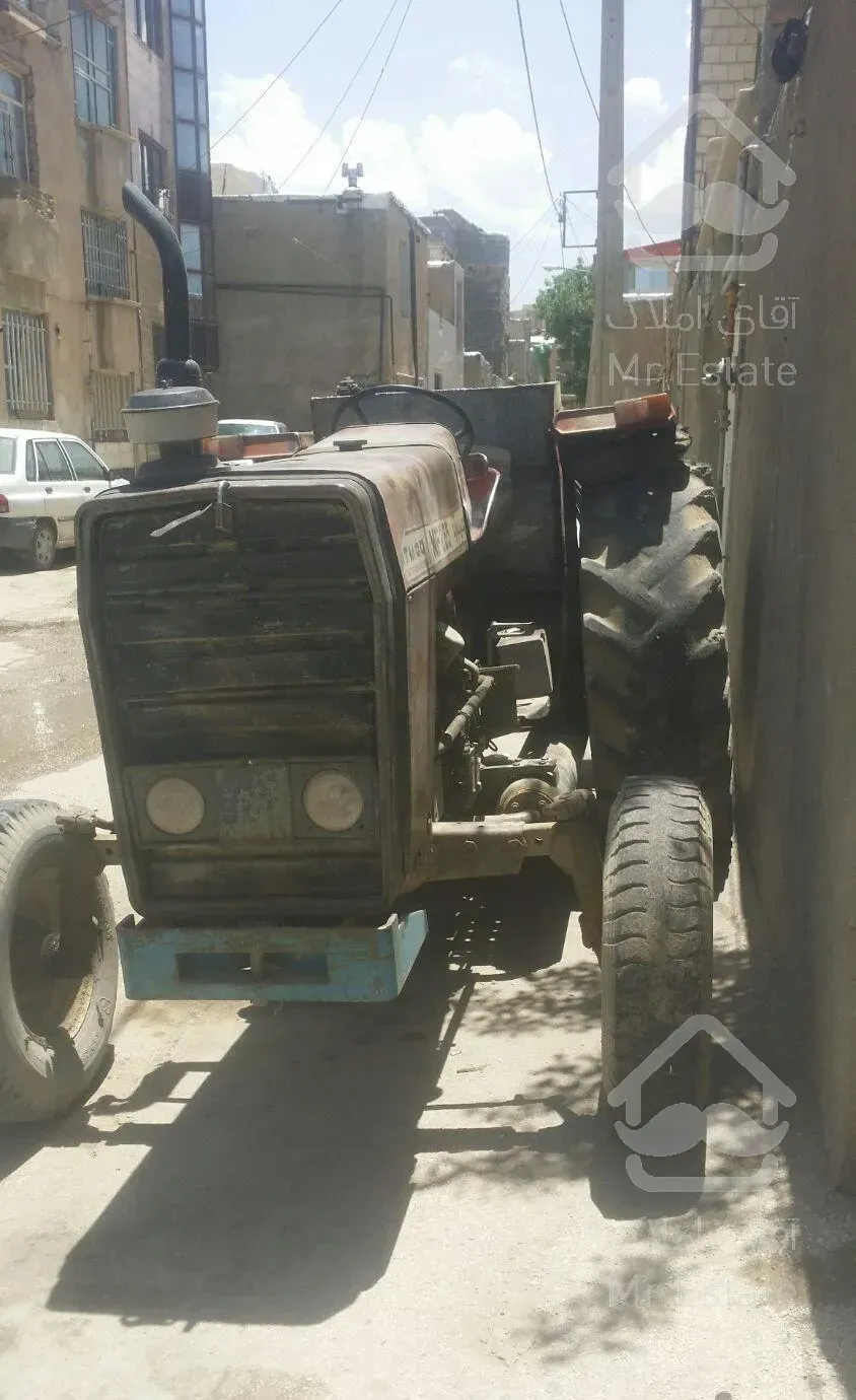 تخریب بتن با کمپرسور تراکتور