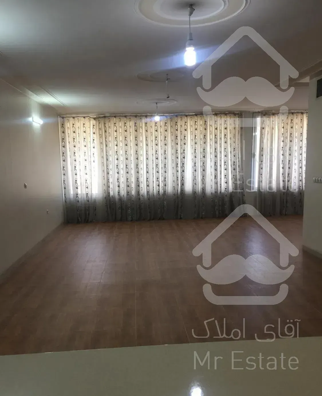 آپارتمان ۱۸۱متر شهرک کاوه