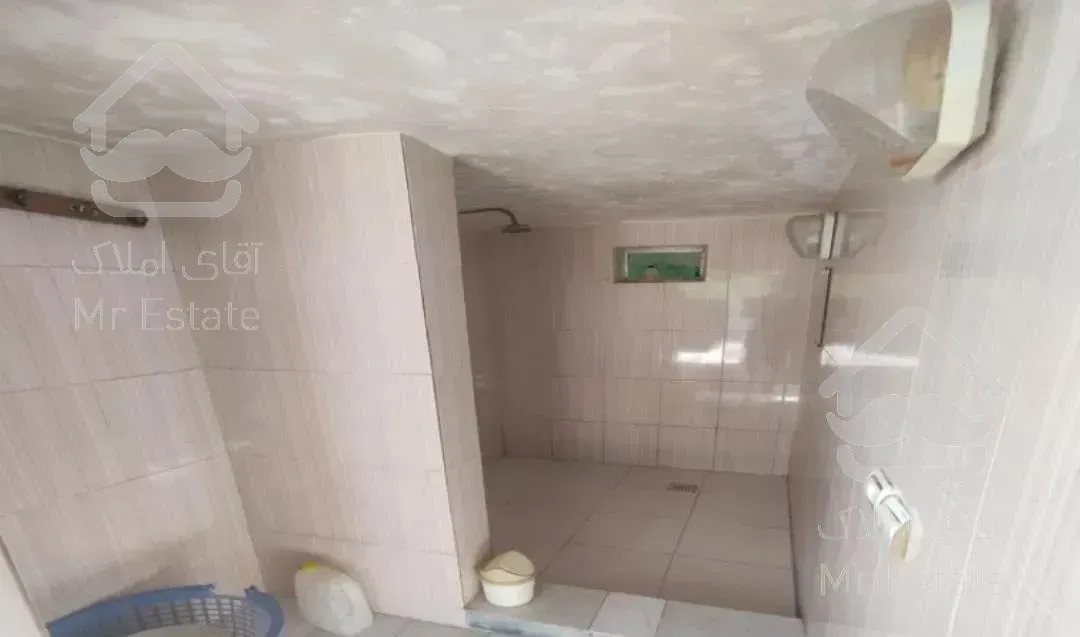 ویلای نعمتی باغچه کوچیک و جنگلی