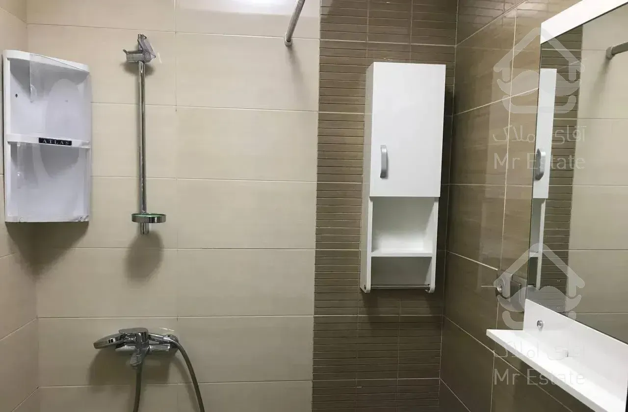 آپارتمان/۱۳۵متری /دوخواب /