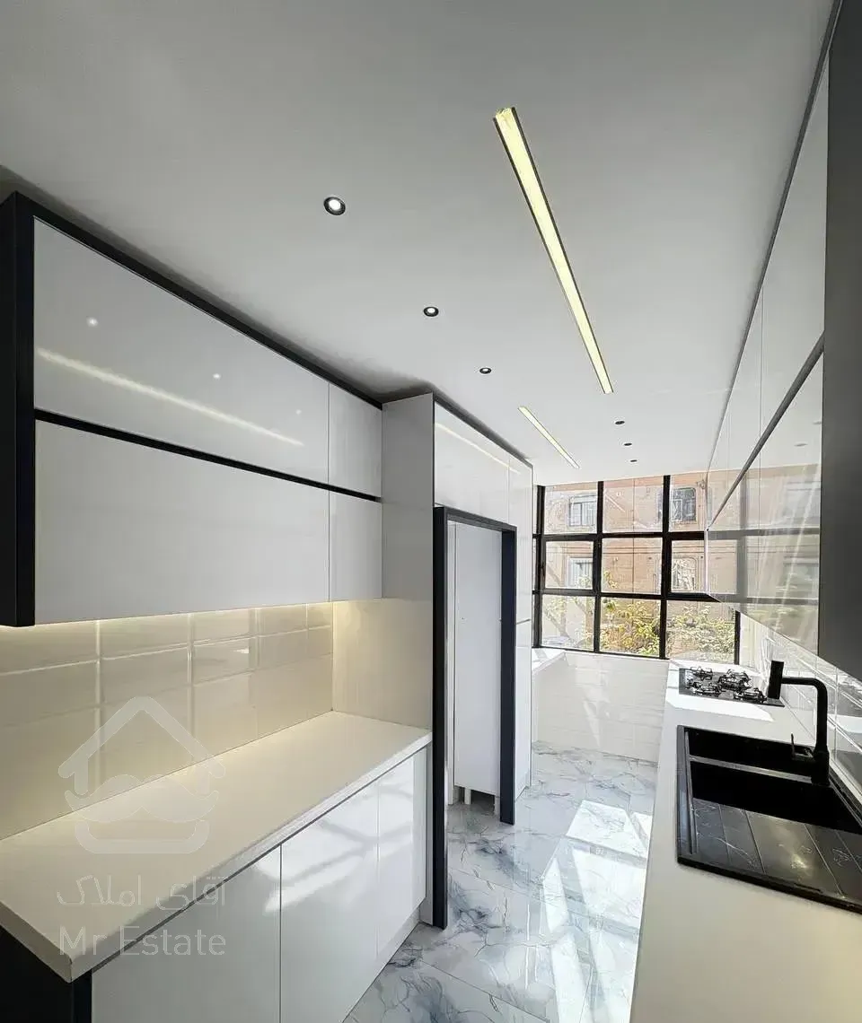 ۵۱متر/واقعی باسند تکبرگ تهران/پیشنهادی سودمند