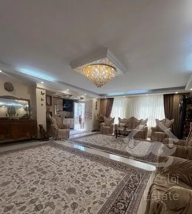 ۱۳۰ متر تک واحدی / سه‌خواب نورگیر / فول امکانات