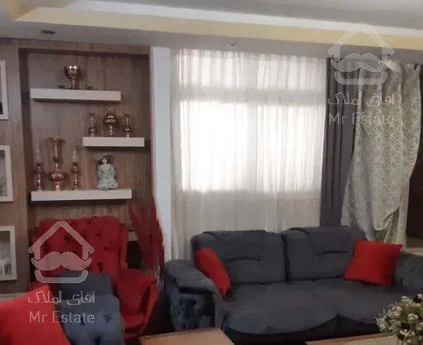 ۹۵ متری.همکف. فول امکانات.خیبان دقیقی