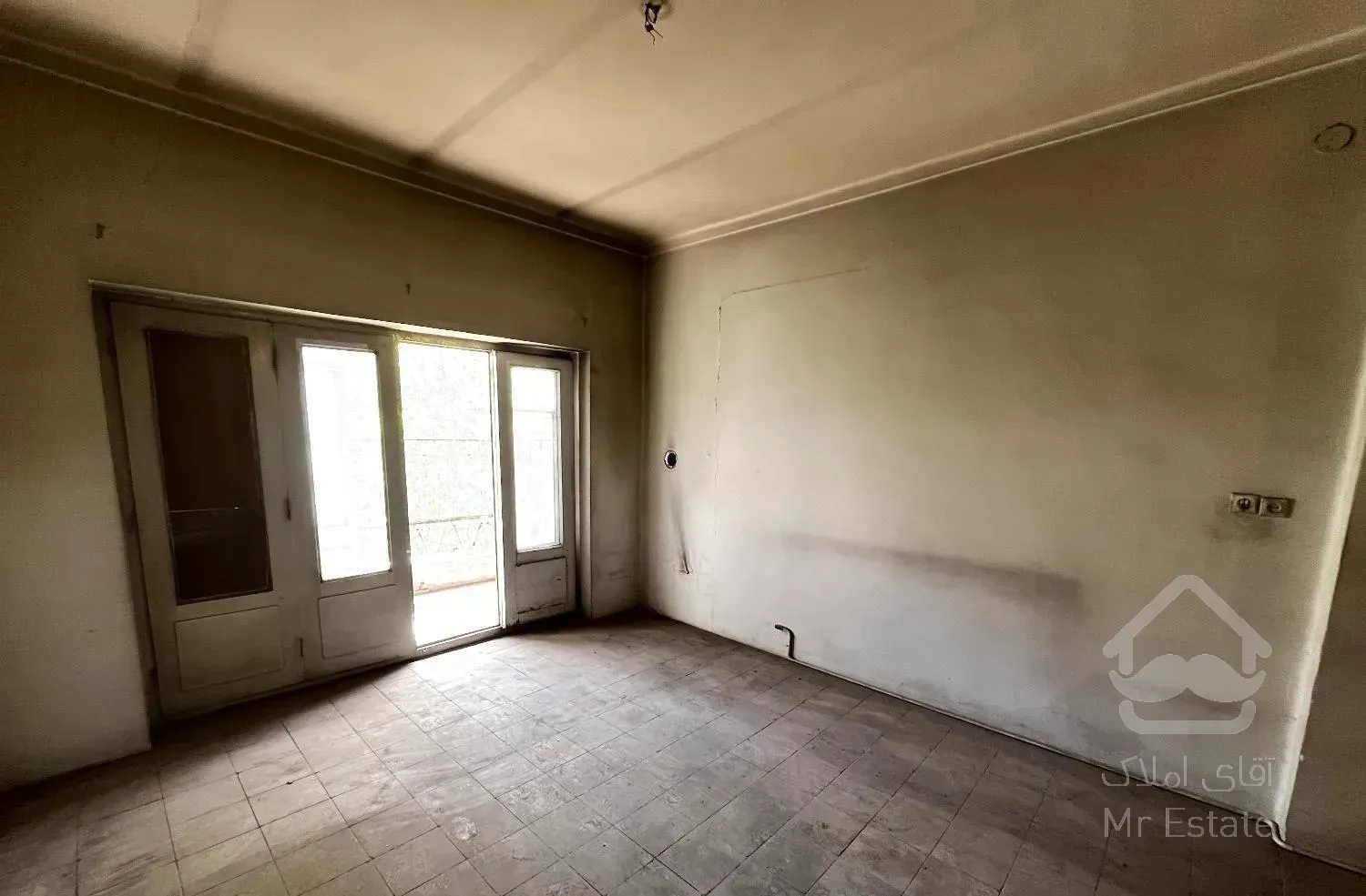 ۱۴۳متر۲ خواب طبقه دوم تخلیه