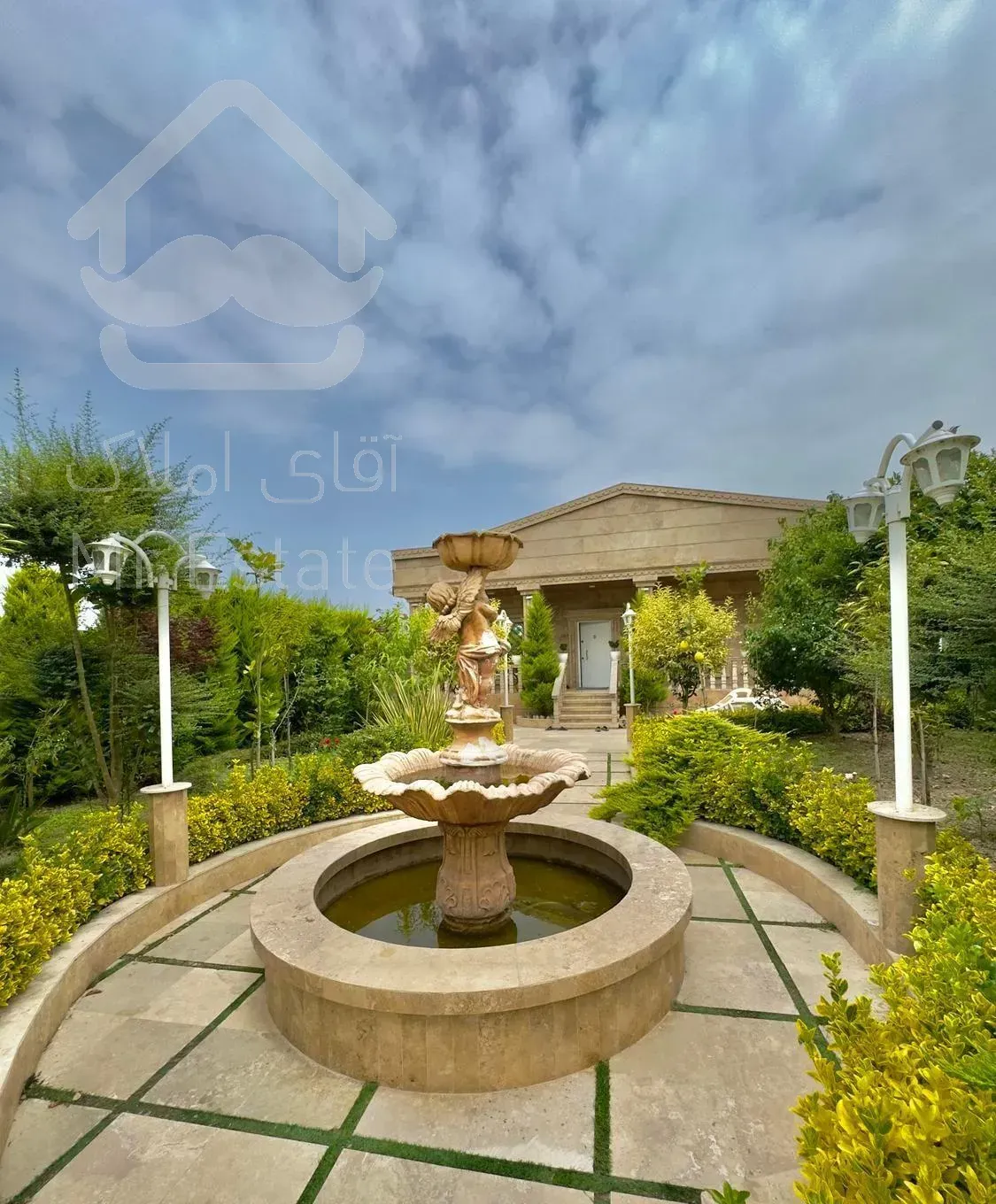 باغ ویلای 350 متری (سرسبز و دلباز) پر از حس آرامش