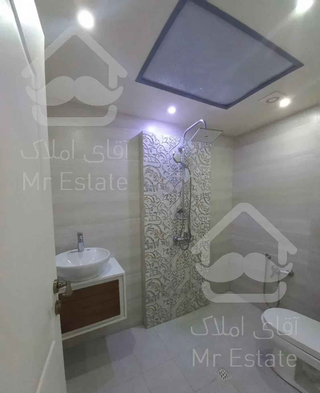 ۱۲۶متر ۳خواب ۲جهت نور