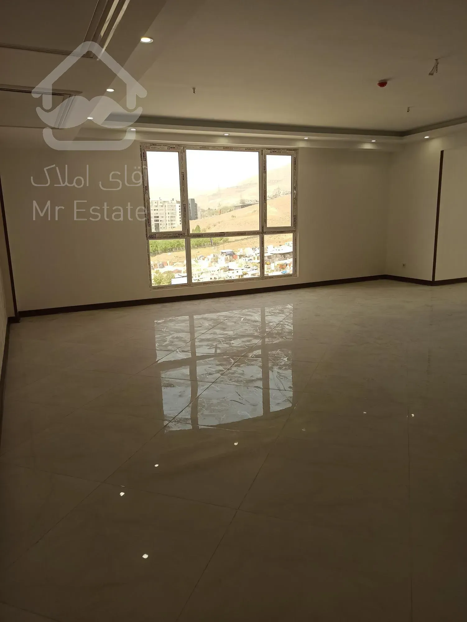 ۱۸۵ متر برج مجلل ویوی ابدی سرمایه گذاری پاسداران