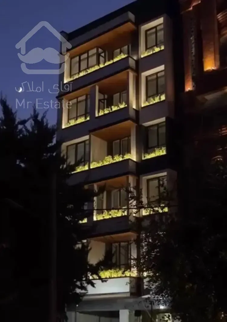 ۲۱۰ متر / ۱۲فاز۲ / ۳پارکینگ /تخلیه