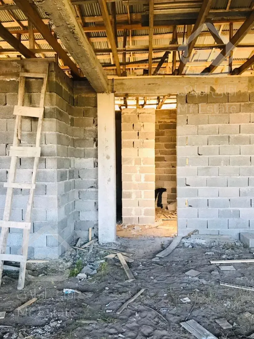 فروش ویلا نیمه کاره 110 متری