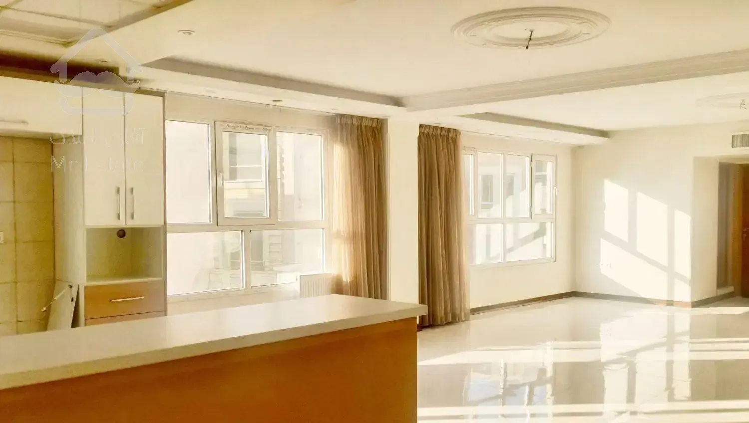 آپارتمان ۱۱۸ متر/ابوسعید/فول امکانات/زیر قیمت