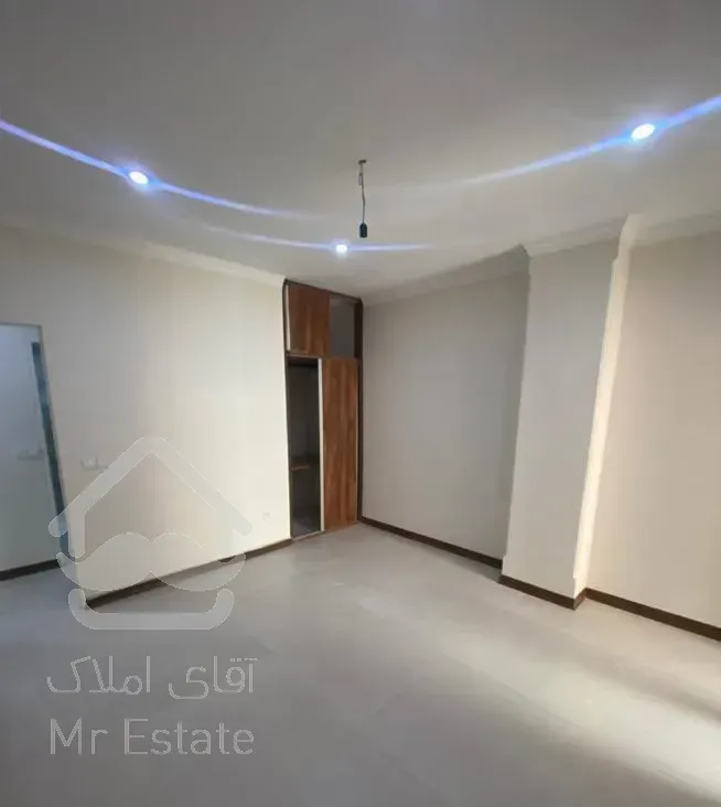 سهروردی شمالی هویزه ۱۰۰ متر دو خواب بازسازی شده