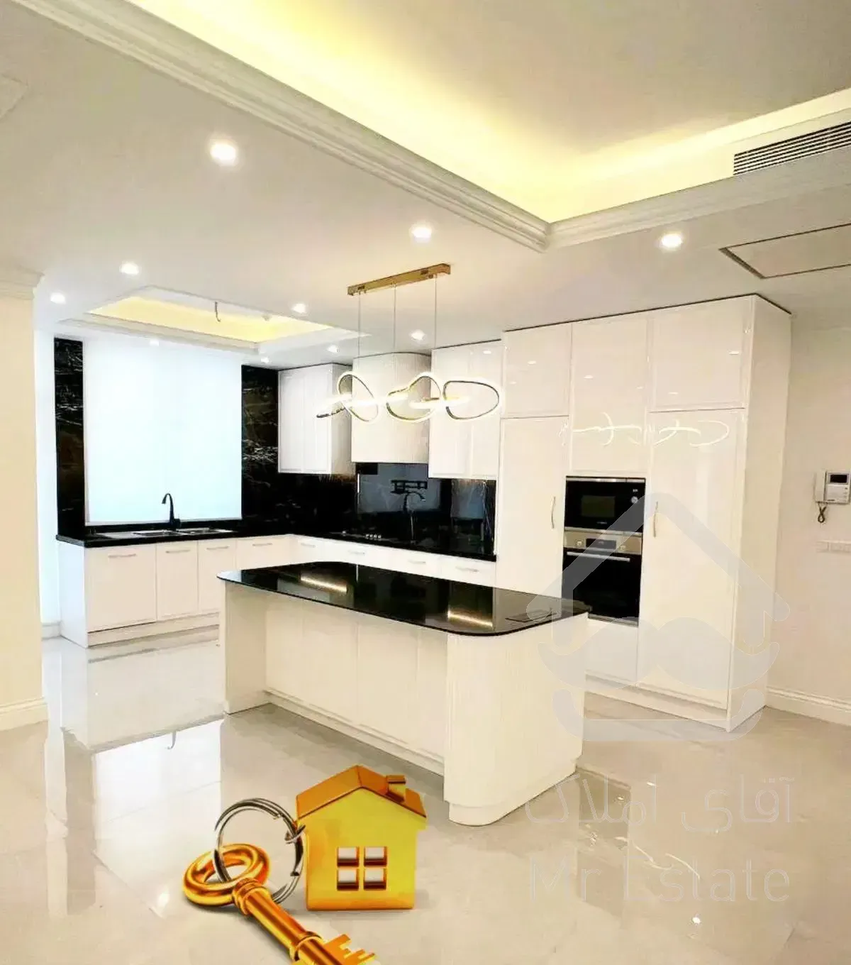 شمال ظفر/۱۴۷متر/۳خواب/فول     کلید در اختیار