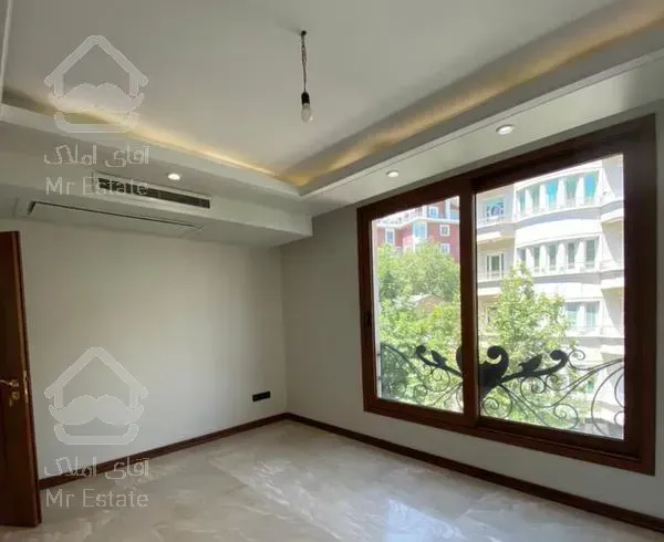 سعادت اباد بالای کاج ۲۲۰ متر تک واحدی ۲ پارکینگ