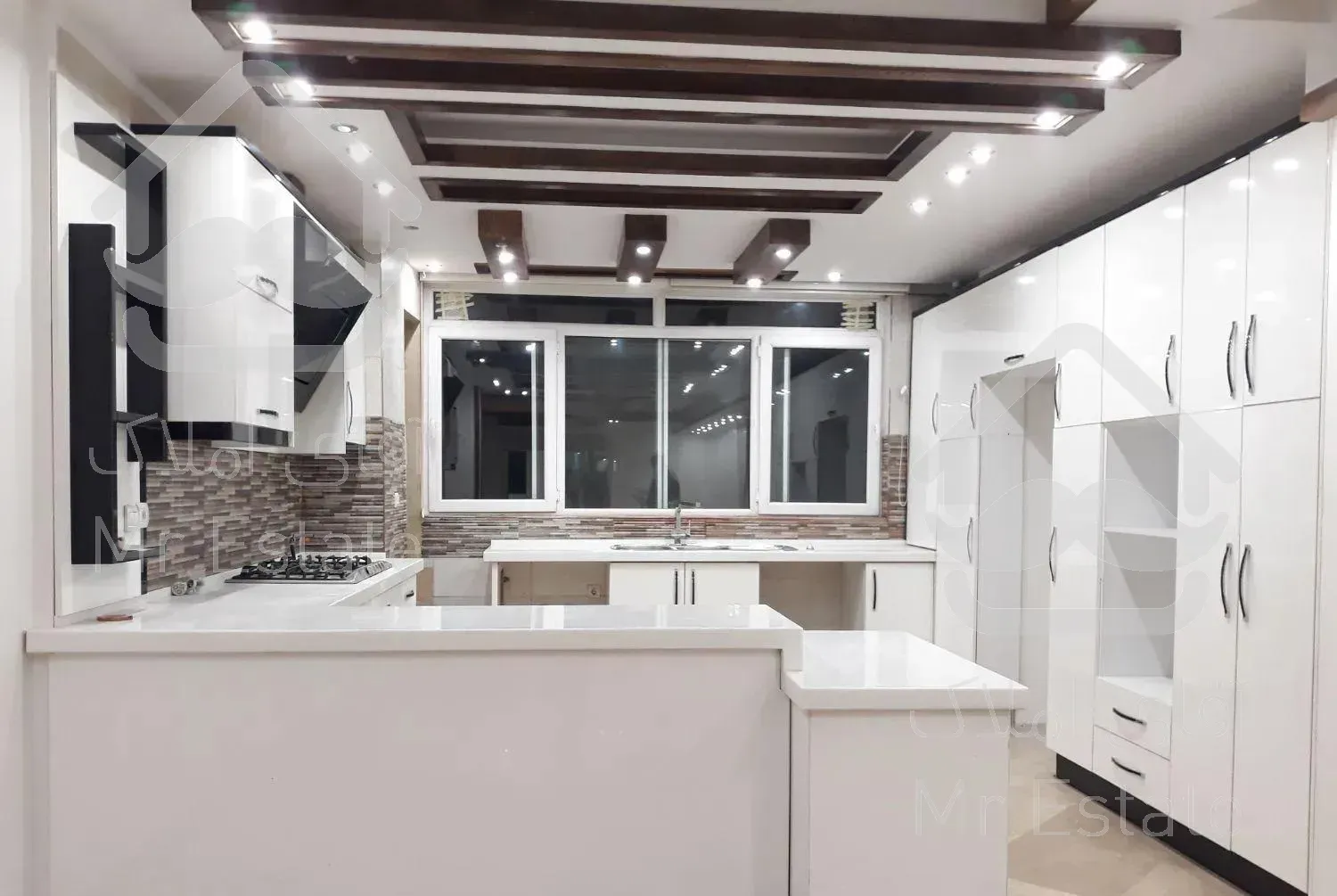 ۱۳۰ متر ۳خ شیک