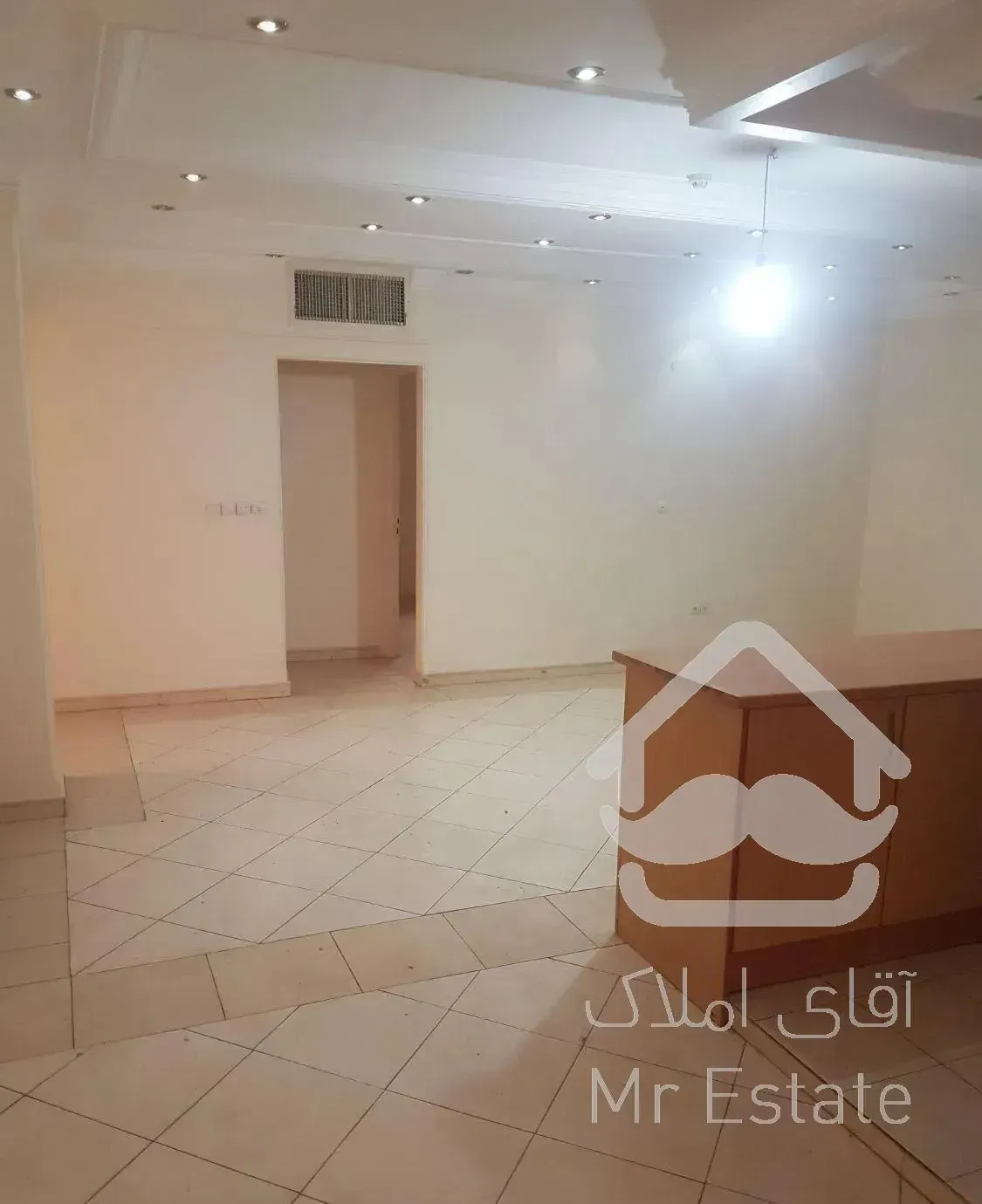 کریم خان خ به آفرین۲۰۰متر۴خوابه تکواحدی