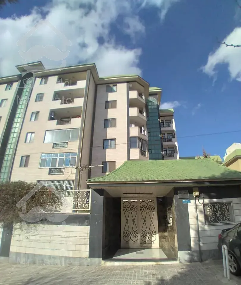 آپارتمان ۱۴۰ متری سعادت آباد