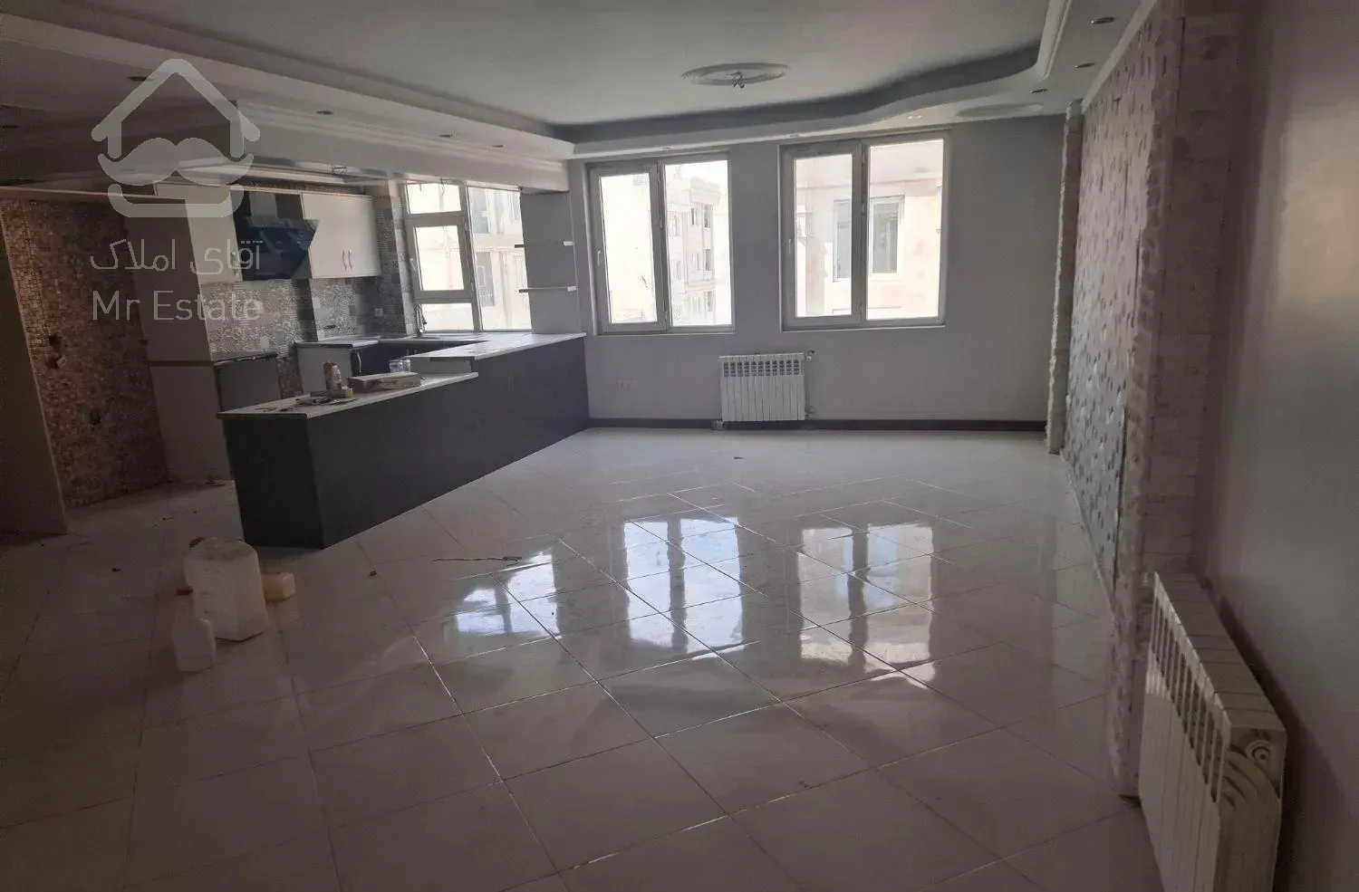 فروش آپارتمان ۹۰ متری ۲ خوابه سالن پرده خور