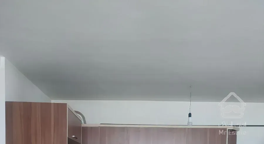 نبش خیابون اصلی دو بر نورگیر 92متری