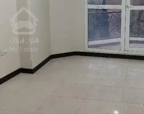 ۷۱ متر فول امکانات ۱۰ ساله کم واحد