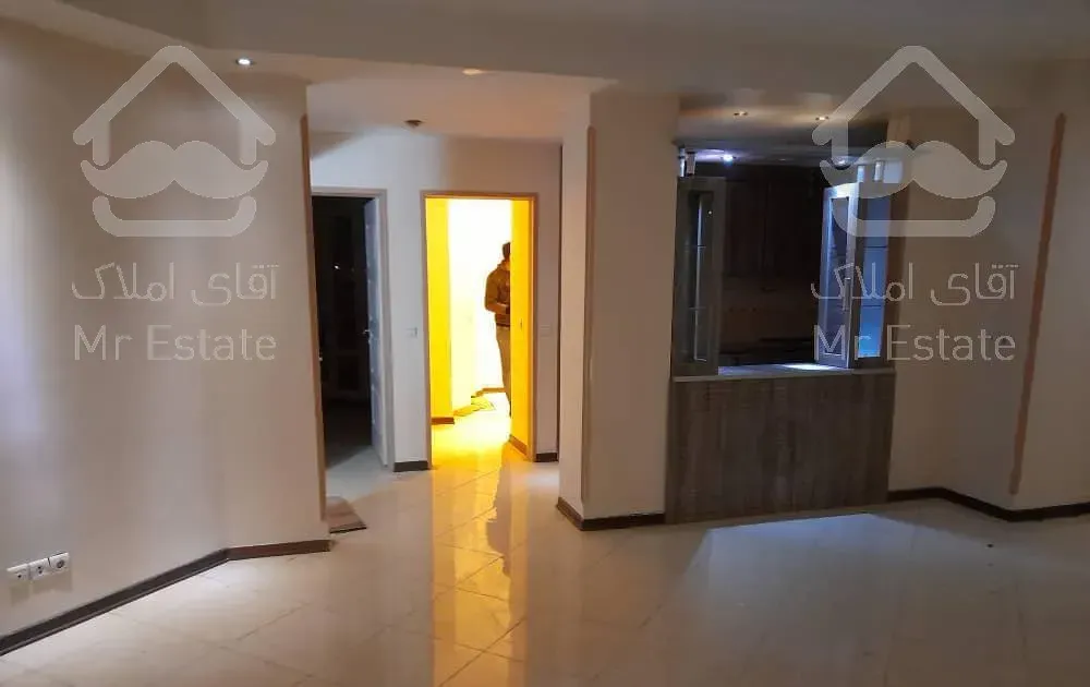 آپارتمان ۹۷ متر و ۲ خوابه میباشد