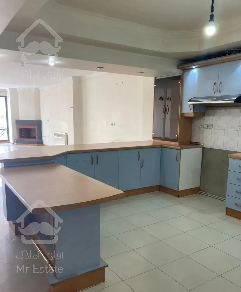 ۱۹۵متر آپارتمان به همراه ۵۰متر بهارخواب باغ دریاچه