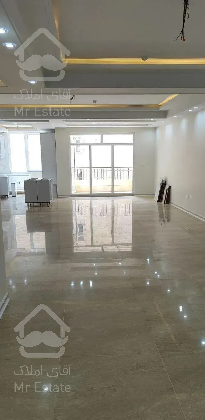 ورزی جنوبی،155متر،3خواب،سالن پرده خور،دو پارکینگ