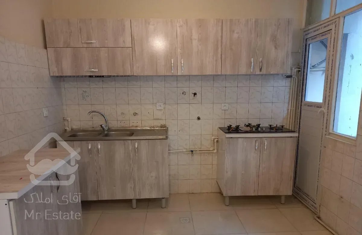 ۴۳متر تک واحدی طبقه ۲سندی بازسازی شده تخلیه