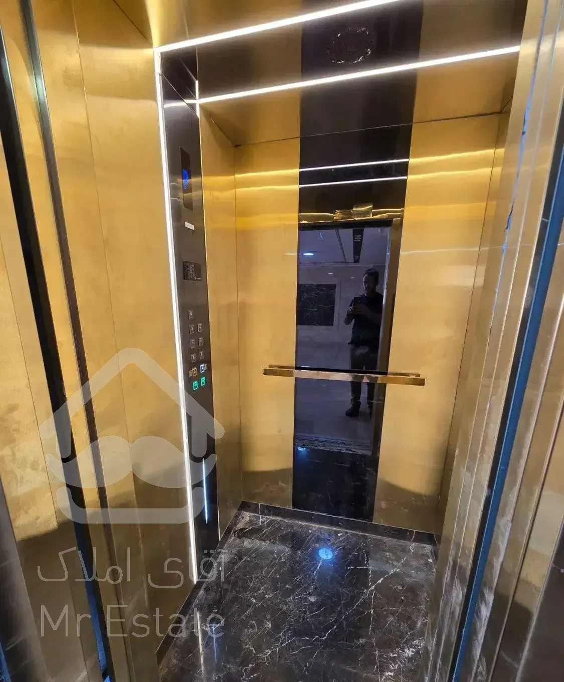 ۱۱۵ متر دو خوابه سالن پرده خور با ۱۵ متر پاسیو