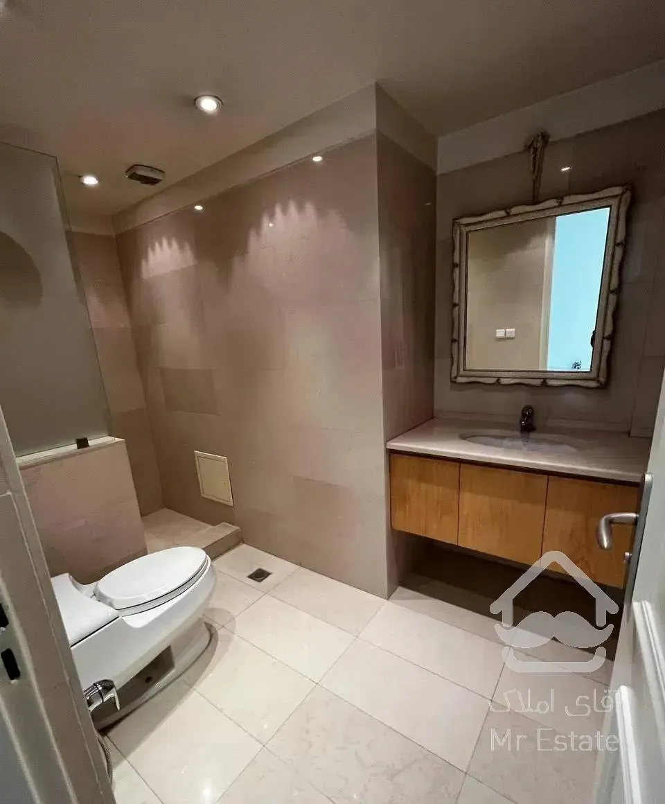 ولنجک+۲۰۰متر+پنت+غرق نور