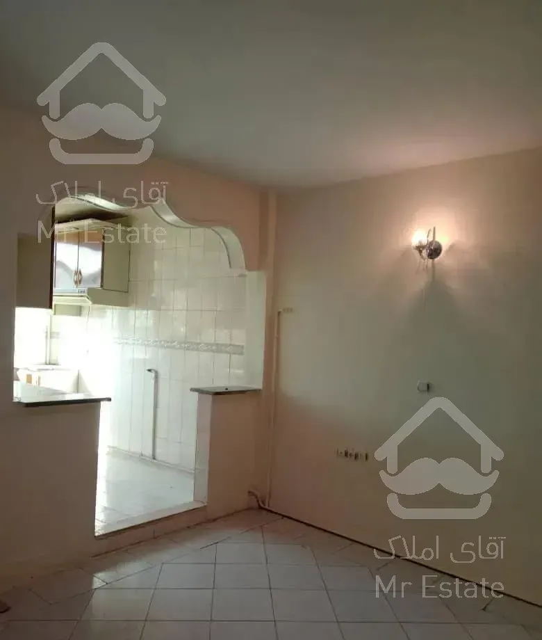 ۴دانگ از آپارتمان ۴۹ متری تهران شرق