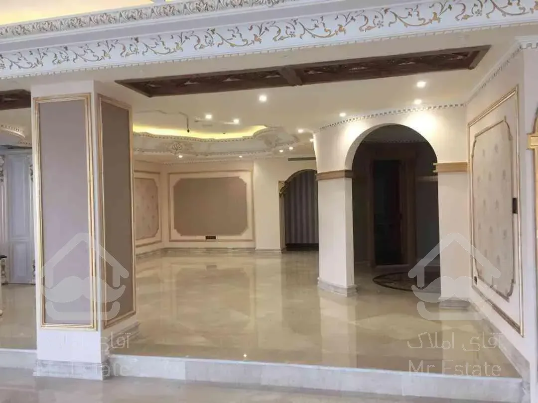 آپارتمان ۳۰۰ متری فول امکانات نیاوران