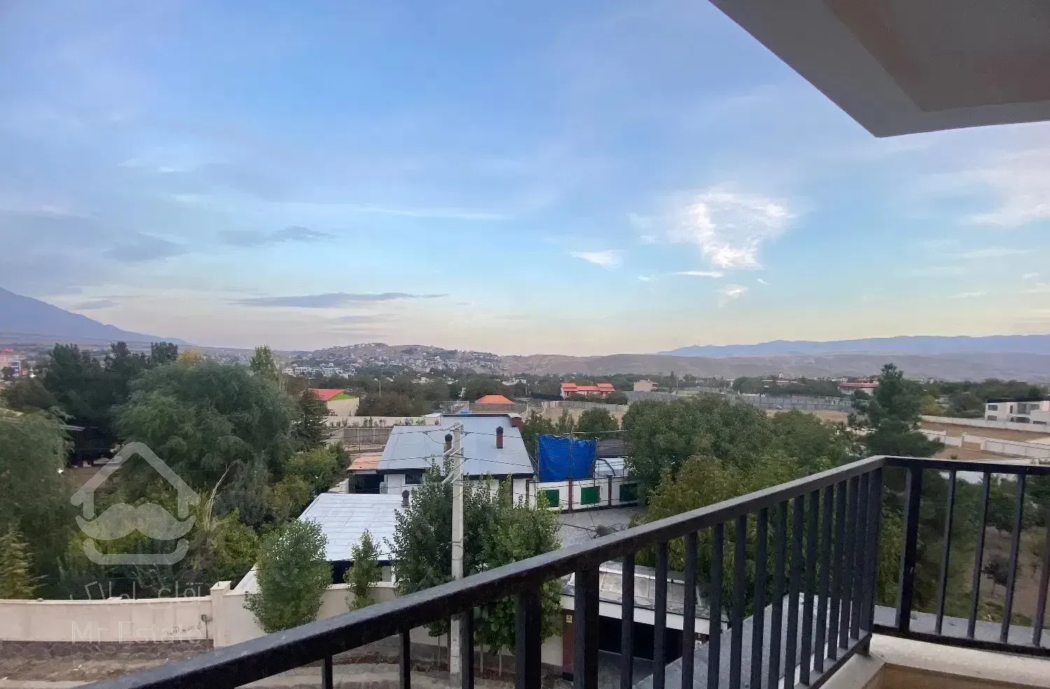 ۲۴۰متر،منطقه ویلایی،ویوابدی